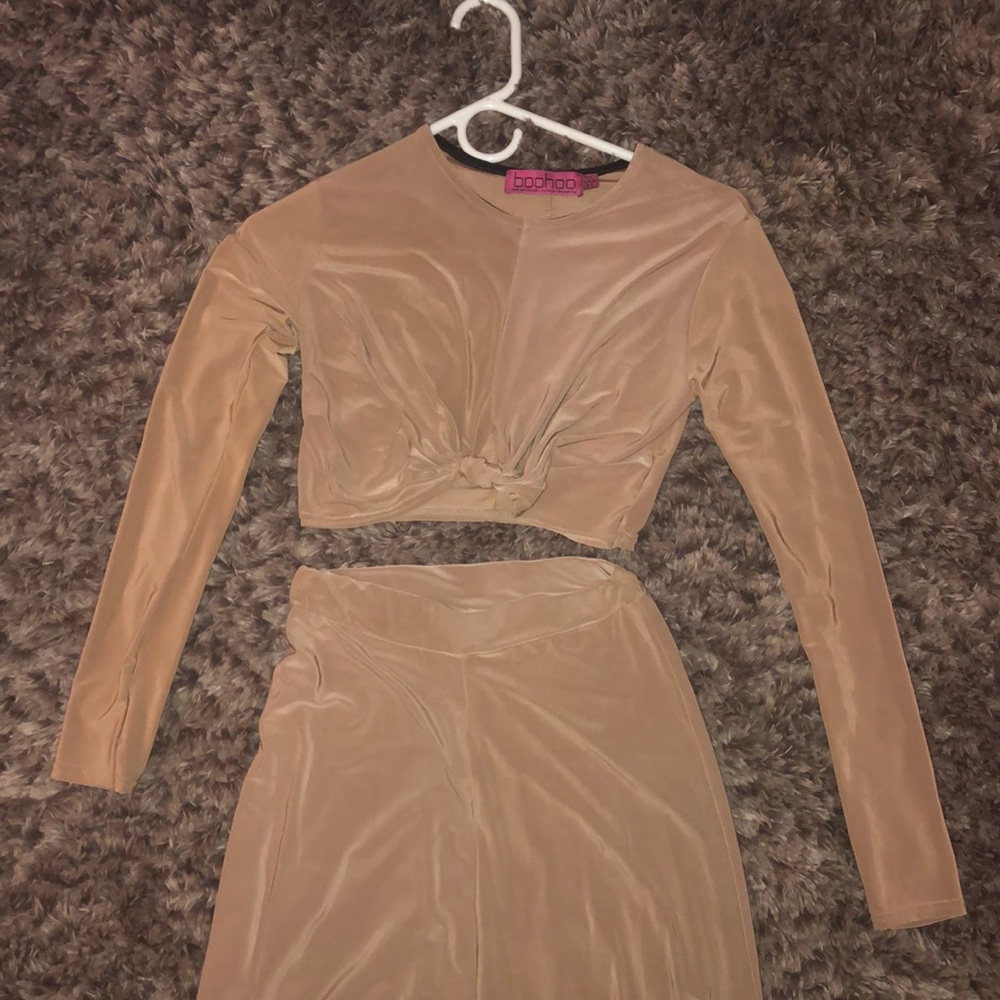 Boohoo Pant and shirt set! Never worn!